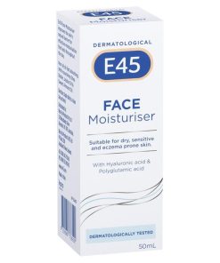 E45 Face Moisturiser 50ml là kem dưỡng ẩm da mặt dịu nhẹ, không hương liệu, không gây kích ứng, giúp cấp ẩm nhanh chóng, phục hồi hàng rào bảo vệ da, phù hợp cho da khô, da nhạy cảm và dễ kích ứng.