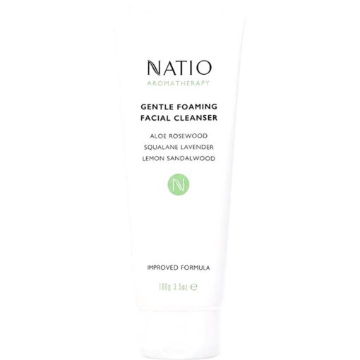 Natio Gentle Foaming Facial Cleanser – Làm sạch dịu nhẹ với tinh chất thiên nhiên: nha đam, squalane, oải hương và gỗ đàn hương