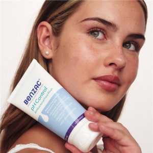 Benzac PH Control Sữa Rửa Mặt Kháng Khuẩn Cho Da Dễ Nổi Mụn 150 ml – ảnh 3